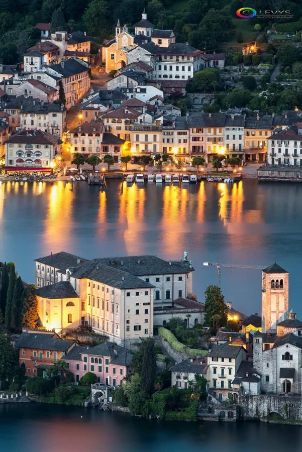 La Baia D'Acquadolce Villa Bolzano Novarese Exteriör bild