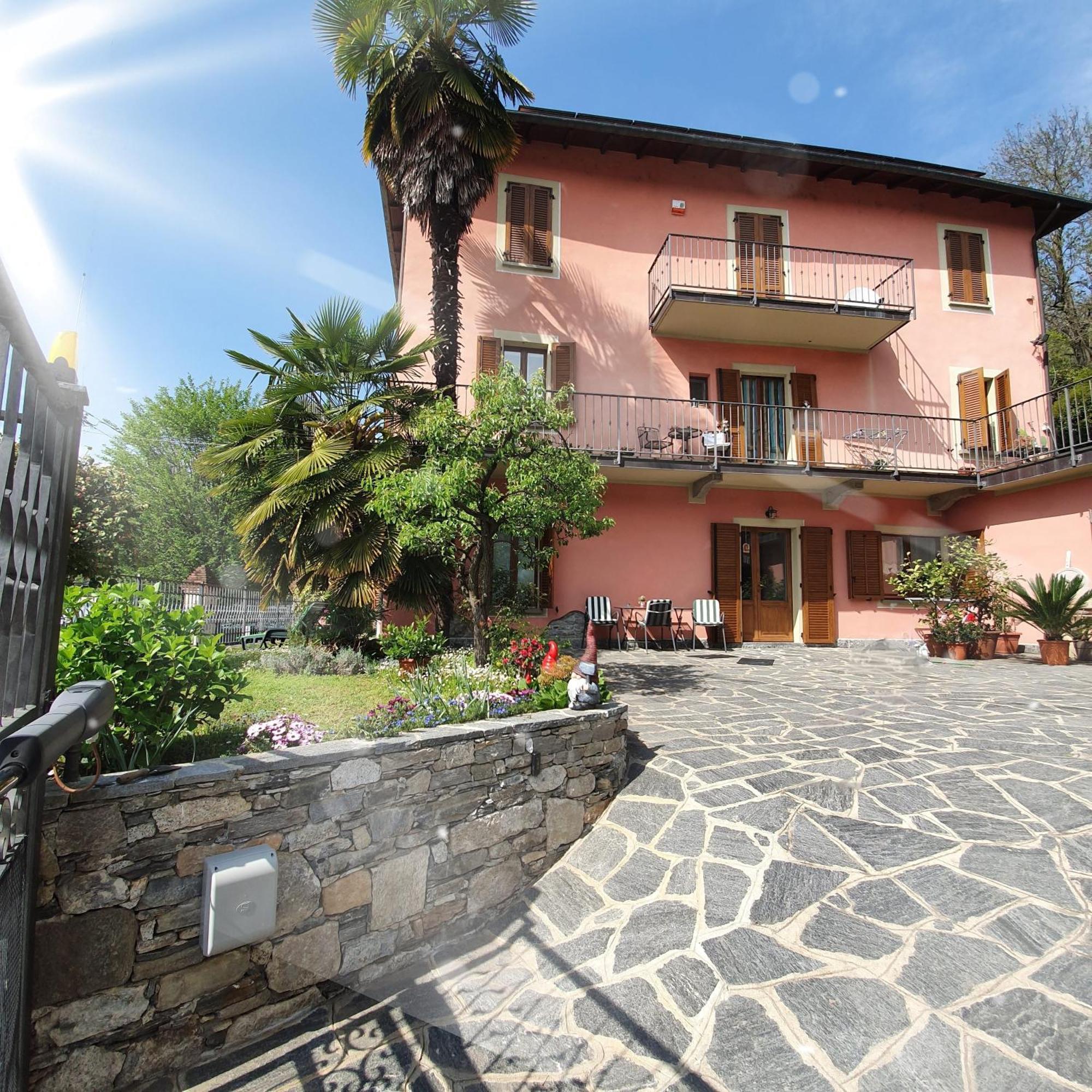 La Baia D'Acquadolce Villa Bolzano Novarese Exteriör bild